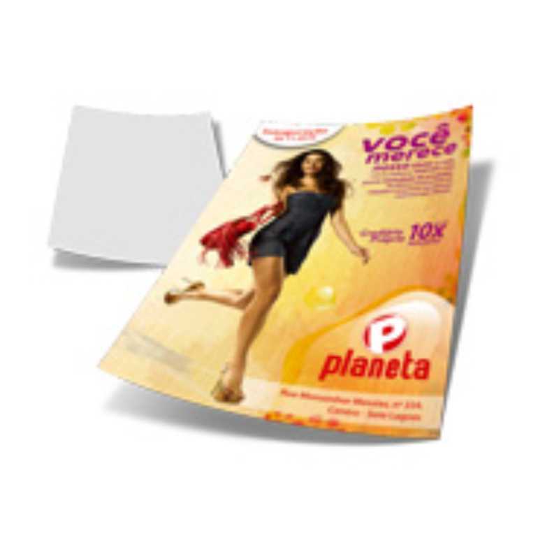 2500UND - PANFLETOS E FOLDERS COUCHÊ BRILHO 150g SEM VERNIZ - IMPRESSÃO FRENTE -  15X21CM 