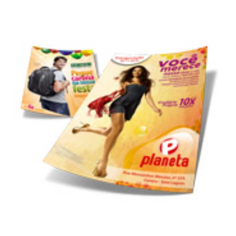 2500UND - PANFLETOS E FOLDERS COUCHÊ BRILHO 150g SEM VERNIZ - IMPRESSÃO FRENTE E VERSO COLORIDO -  15X21CM 